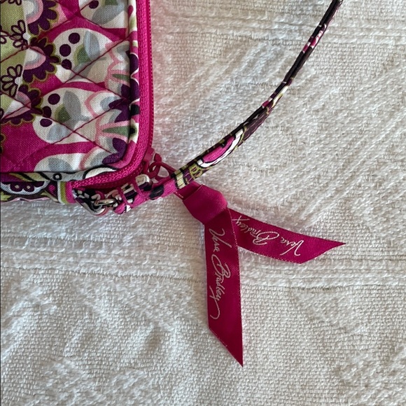 Vera Bradley Very Berry Paisley wristlet - Picture 6 of 12